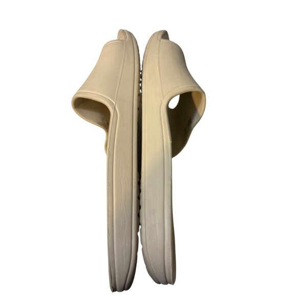 Crocs Womens Beige Slide Sandals W10 Lightweight & Durable Rubber - Picture 7 of 7